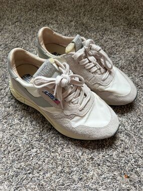 Autry Women Sneakers